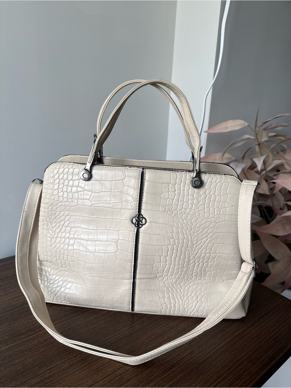Othr Cream Croc-Embossed Tote with Shoulder Strap